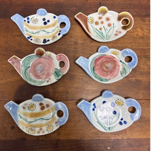 Hand Painted Ceramic - Artist Signed -Tea Bag Holder -Spoon Rest -Trinket Dish - Picture 1 of 13